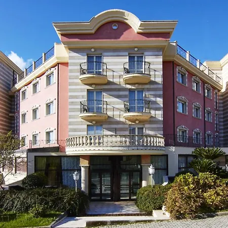 Ali - Palace Отель 4*