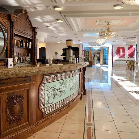 Ali - Palace 4* Сан-Джованни-Ротондо