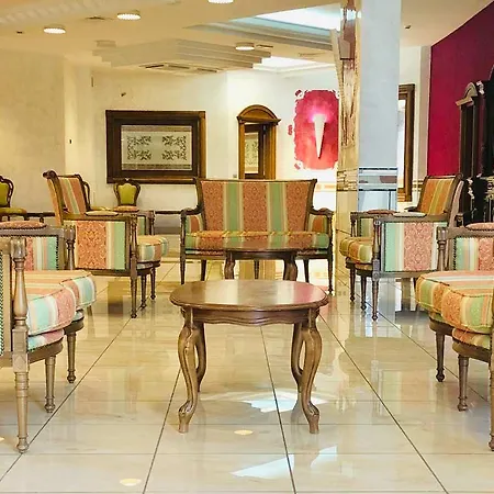 Ali - Palace 4*