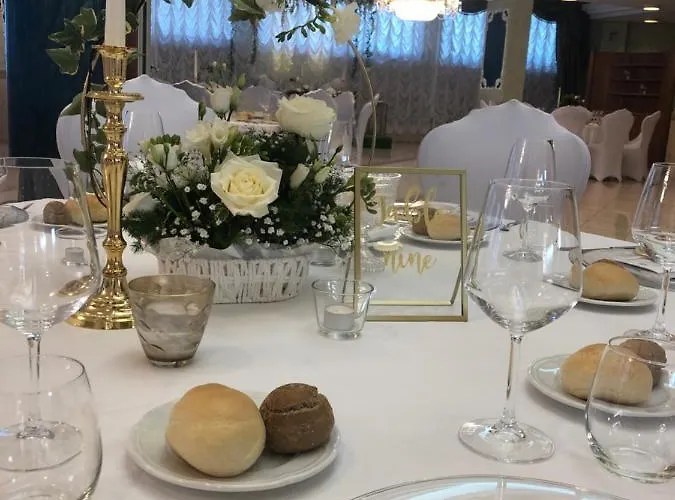 Palace - Alihotels ホテル
