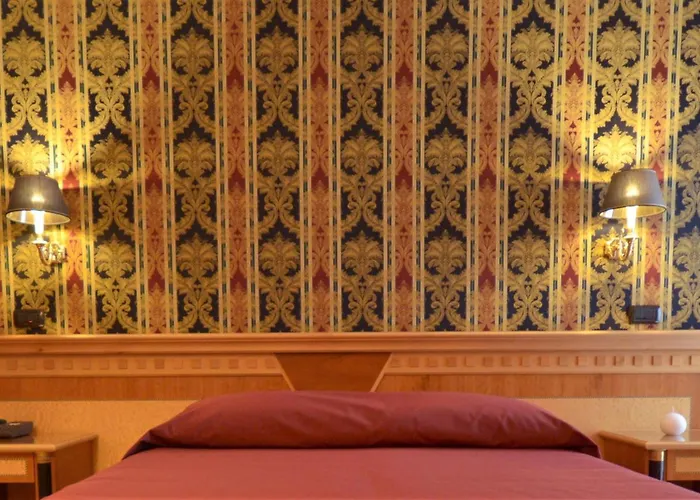 ホテル Palace - Alihotels
