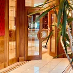 Ali Hotels - Palace 4*