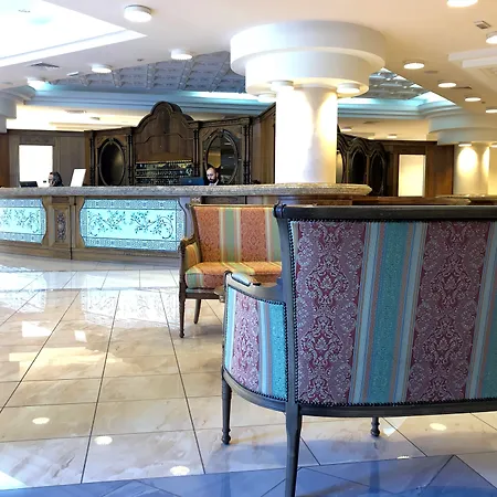 Hotel Palace - Alihotels