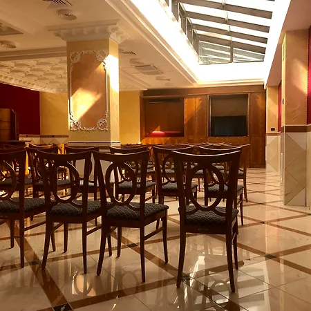 Palace - Alihotels